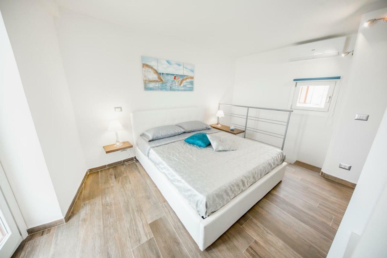 Marechiaro House Apartment เชฟาลู ภายนอก รูปภาพ